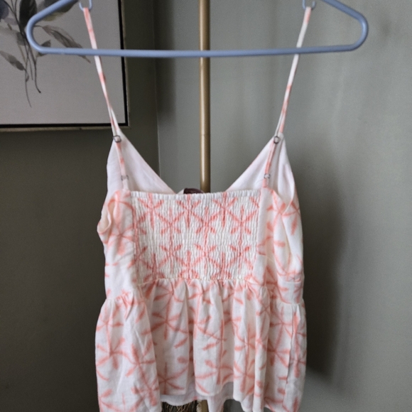 Loft Top sz Small Cream/ Peach - Picture 2 of 6